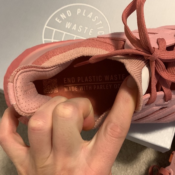 Adidas Ultraboost 22 W - Picture 4 of 9